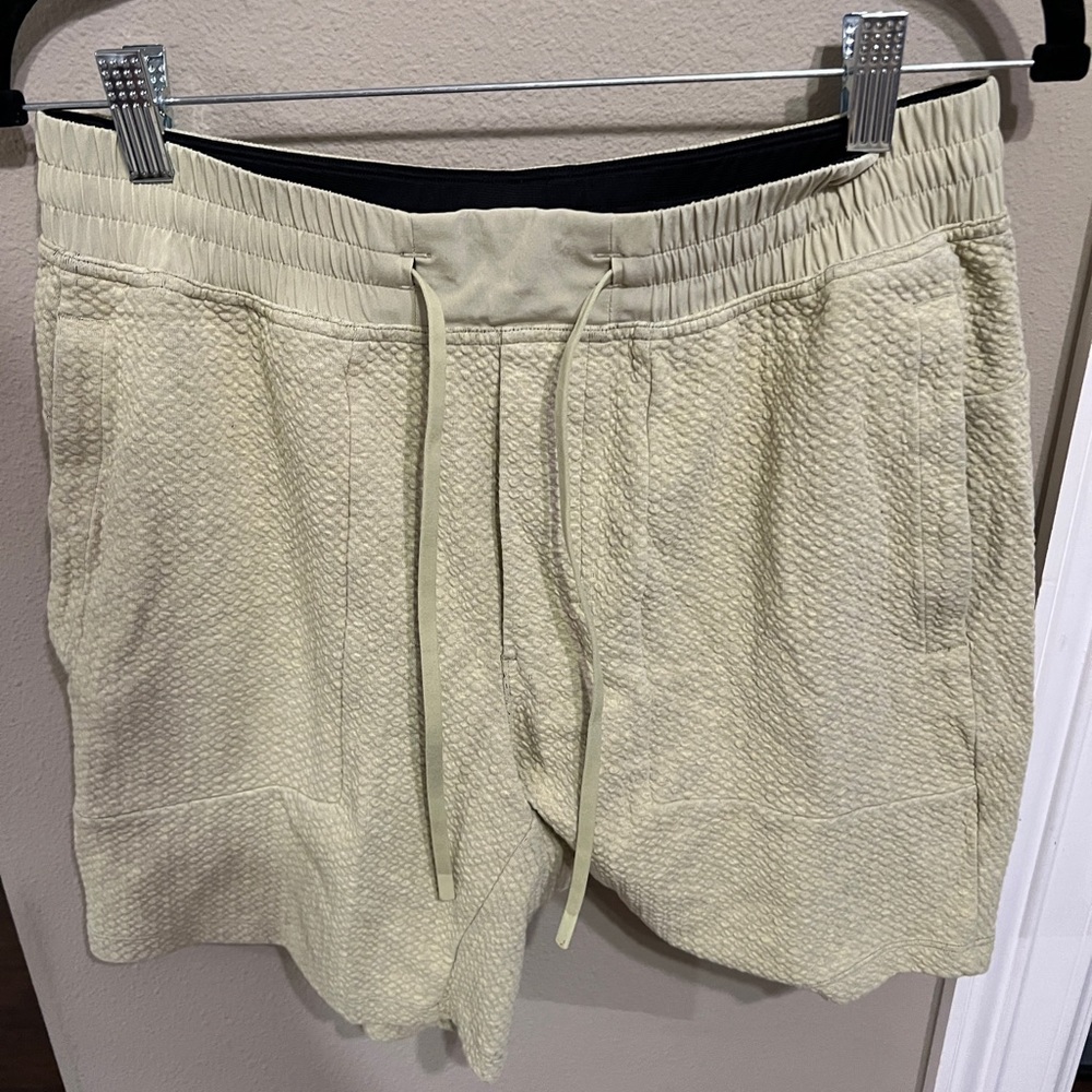 Mens Lululemon shorts